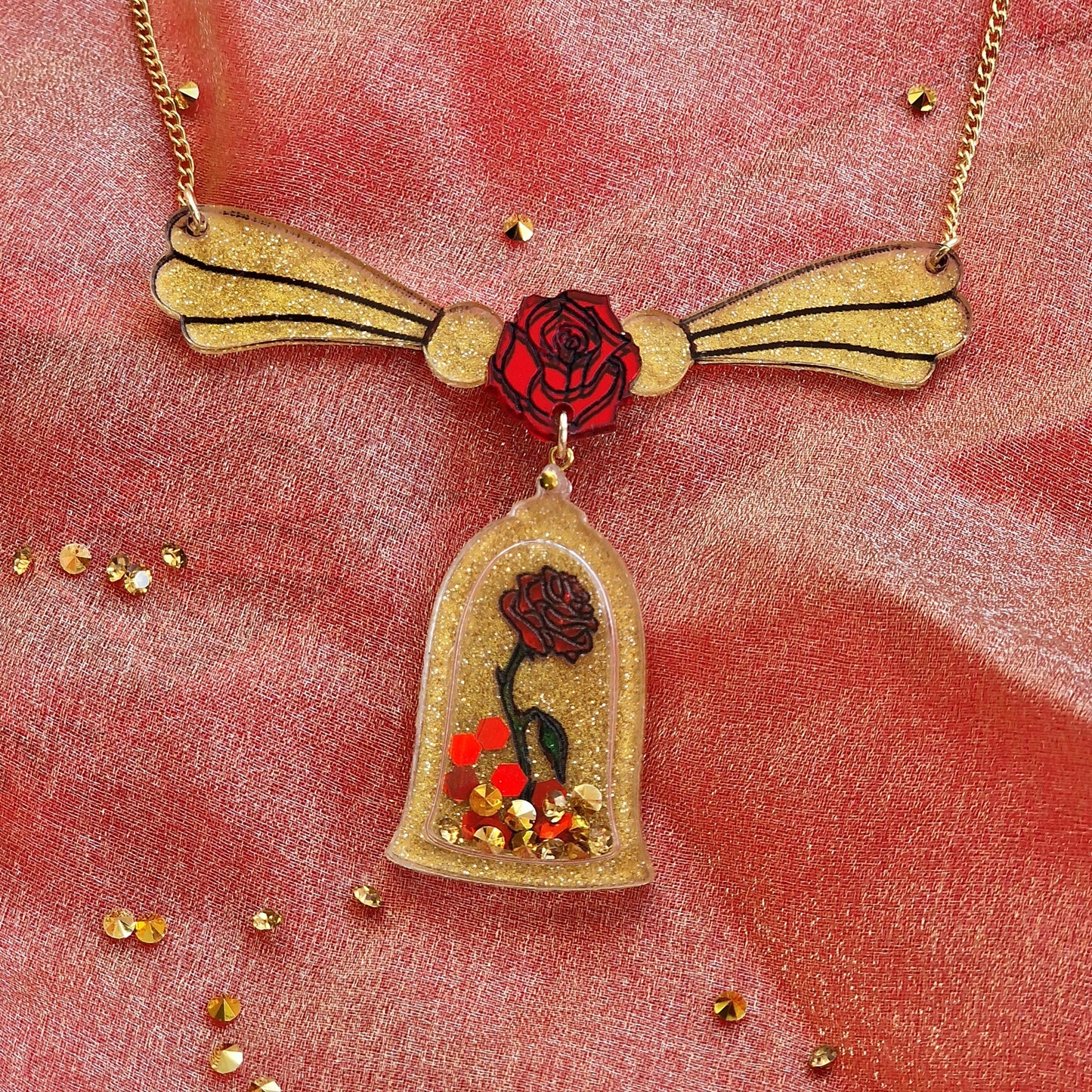 Magic rose shaker necklace