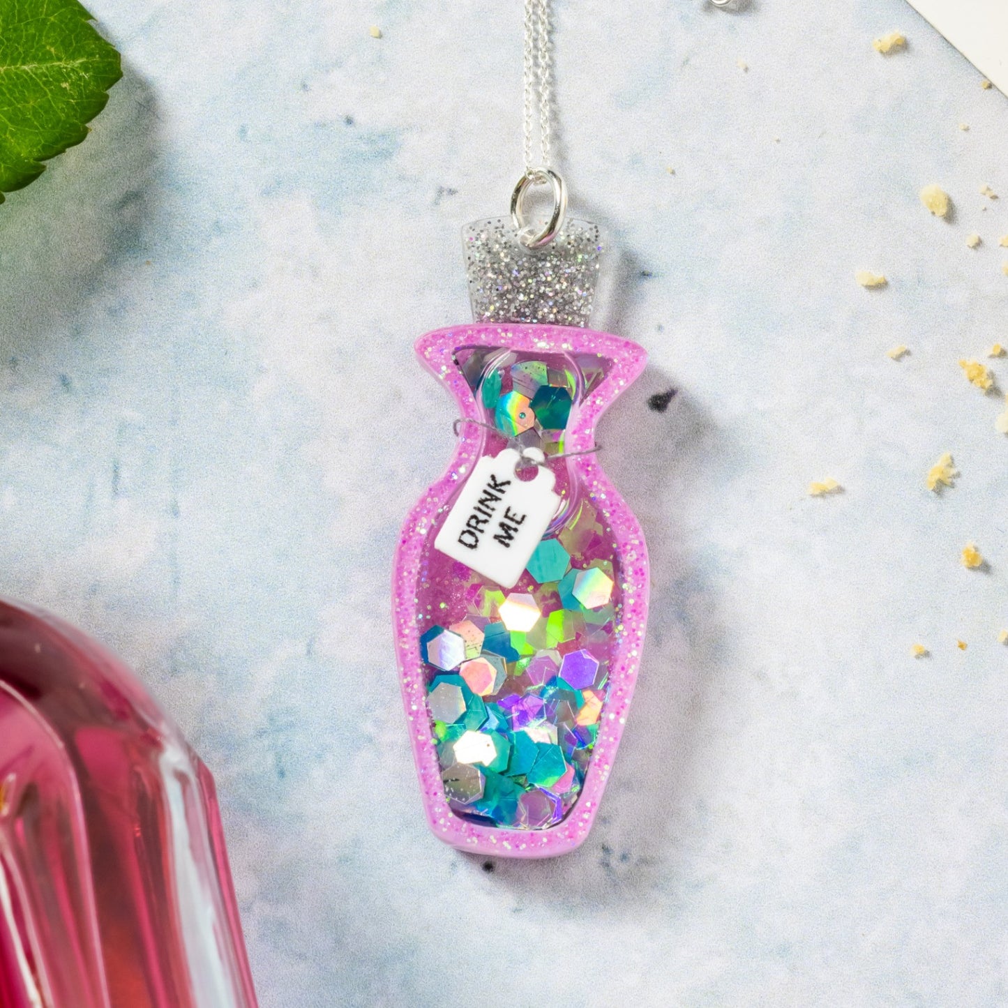 Drink me pendant