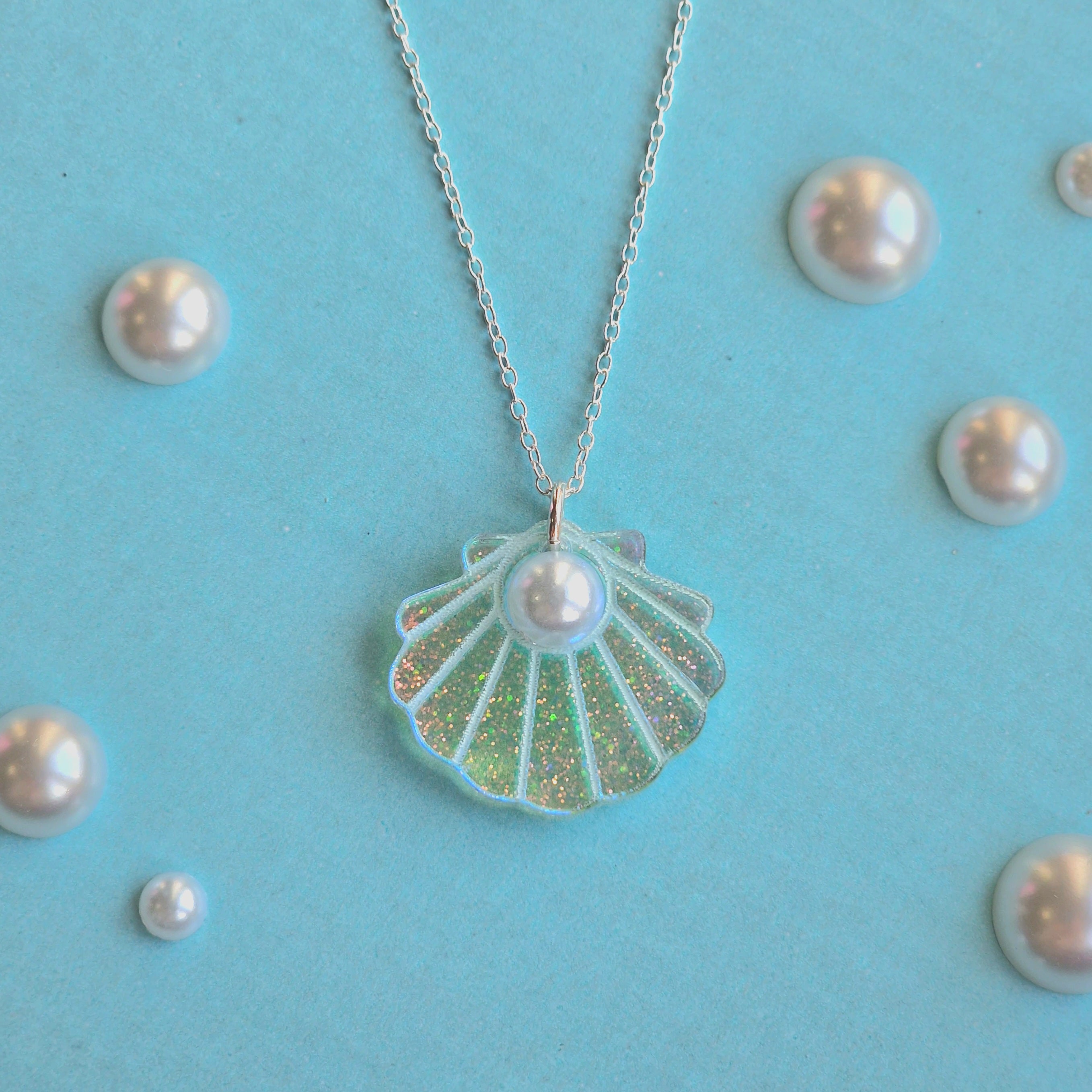 Shell pendant – STOP. Jewellery