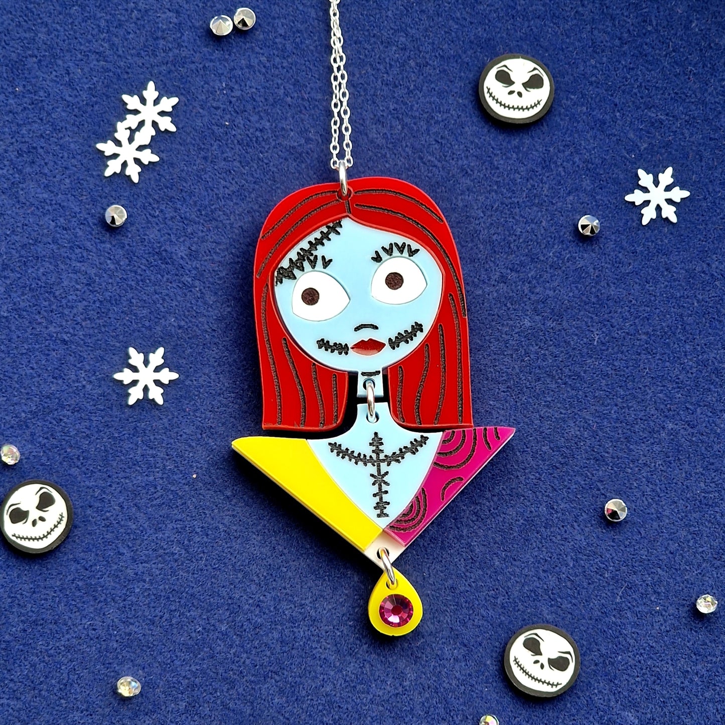 Sally pendant