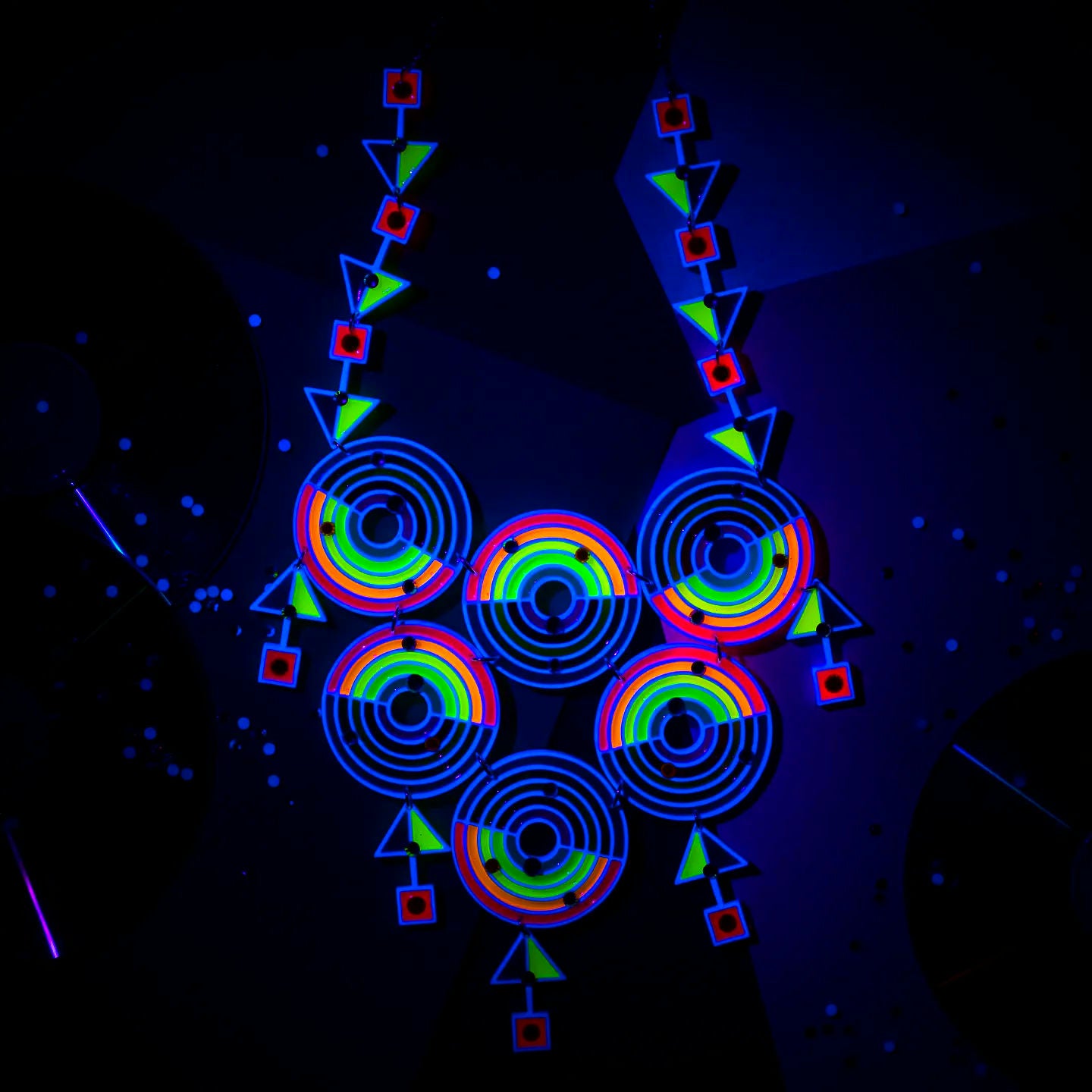 Abstract glow necklace